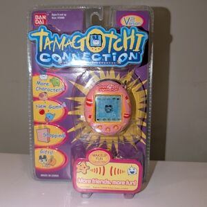 Tamagotchi Connection V2 Virtual Pet